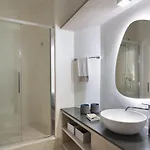 Le *